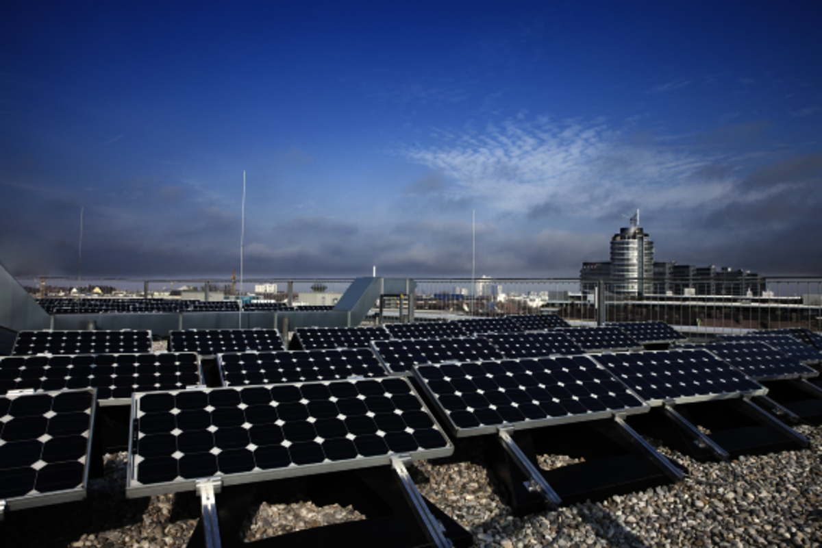 Solaranlage, Dach, Ausblick Mühldorfstraße