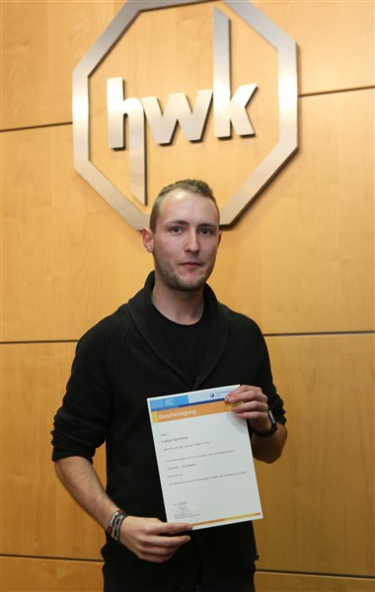 Meister stellen aus 33