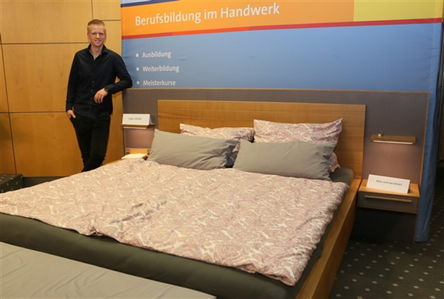 Meister stellen aus 58