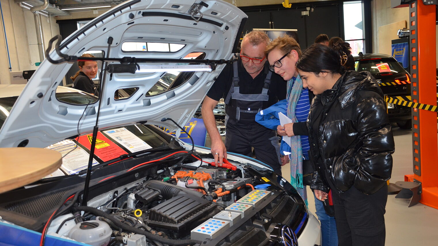 Kfz-Werkstatt CHance Handwerk