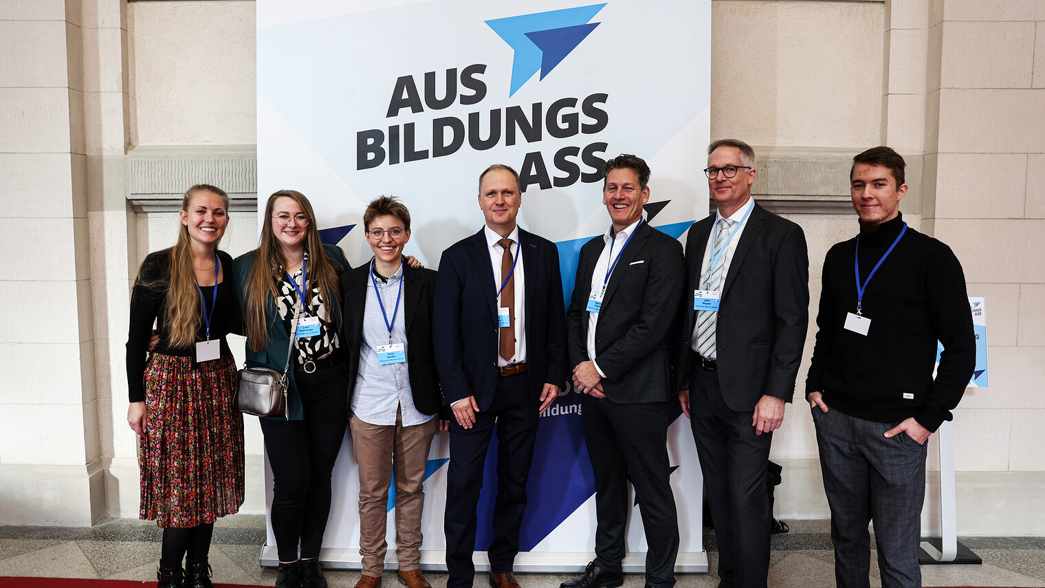 Von links nach rechts: Vivianne Hübner, Lena Kimmlinger, Anna Sender, Enrico Schütze (BBS), Marcus Hübner, Jens Wagner, Matteo Hübner